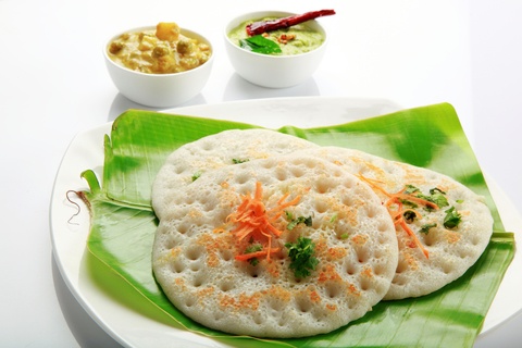 Set Dosa 2 pieces – soft fluffy dosas with sambar and chutney at Bangalore Cafe Malta
